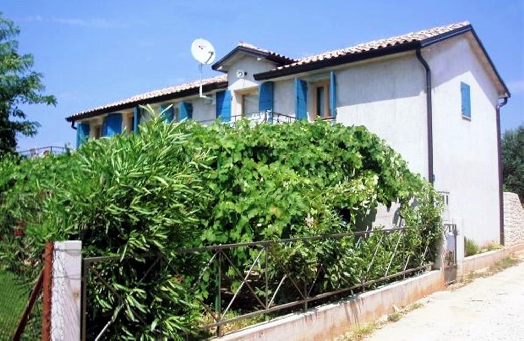Apartments Ivas Zambratija (Istria) Exterior foto